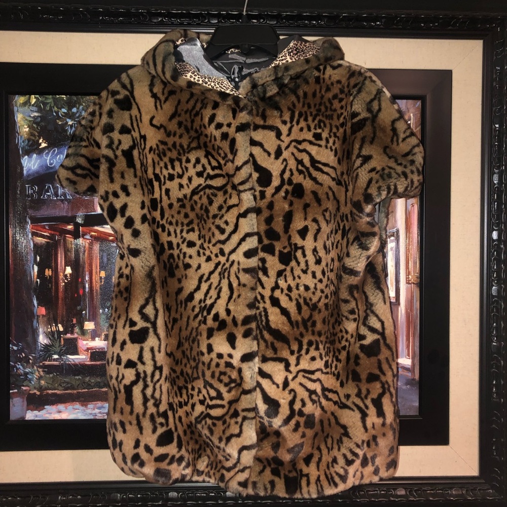 Luxury foe ocelot fur coat